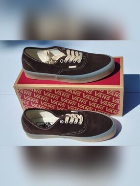 Youth 7Y / WOMENS 8.5W VANS AUTHENTIC – BLACK CREPE SUEDE DEMITASSE – NEW IN BOX